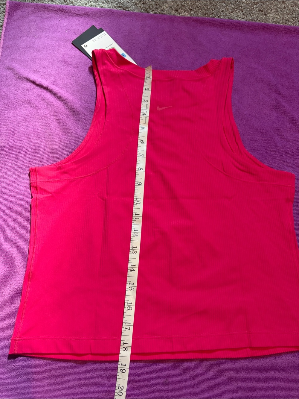 🩷 Nike Women’s Zenvy DRI-FIT Hot Pink Ribbed Tank. Size Medium - Picture 4 of 5